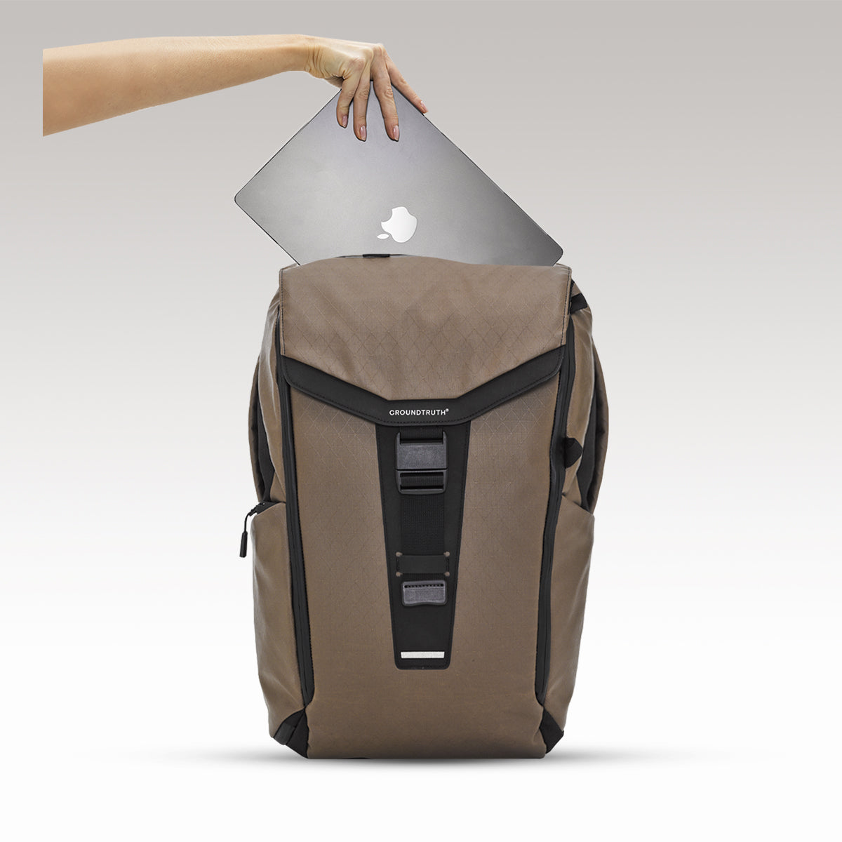 24L Ultimate Backpack | GROUNDTRUTH #color_Stone Brown