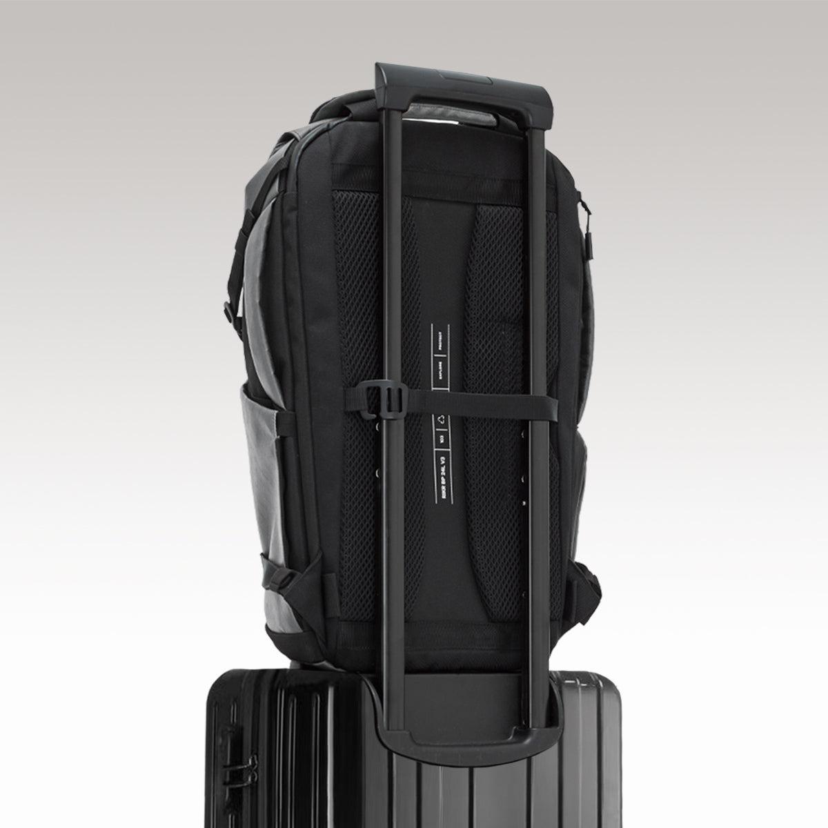 24L Ultimate Backpack | GROUNDTRUTH #color_Summit Grey