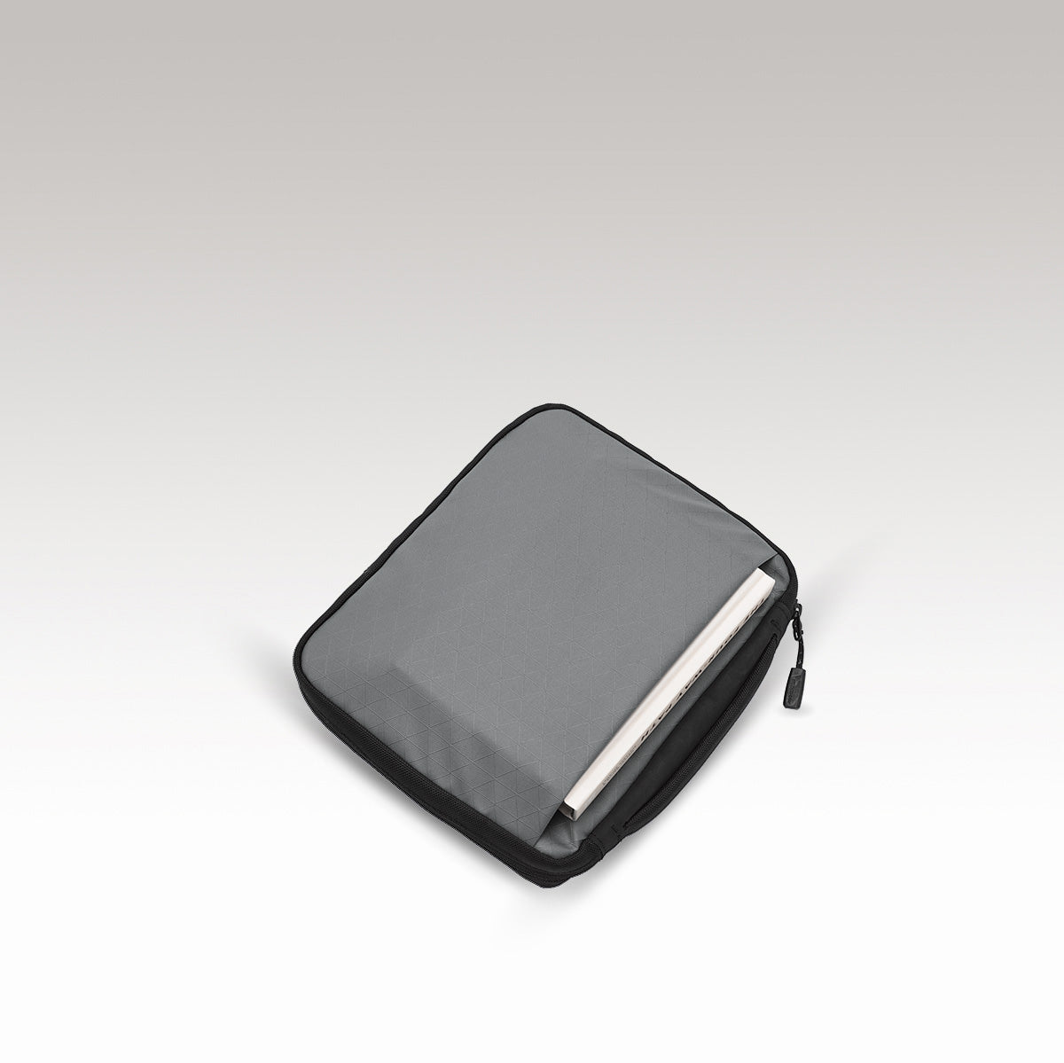 RIKR Tech Pouch GROUNDTRUTH #color_Summit Grey