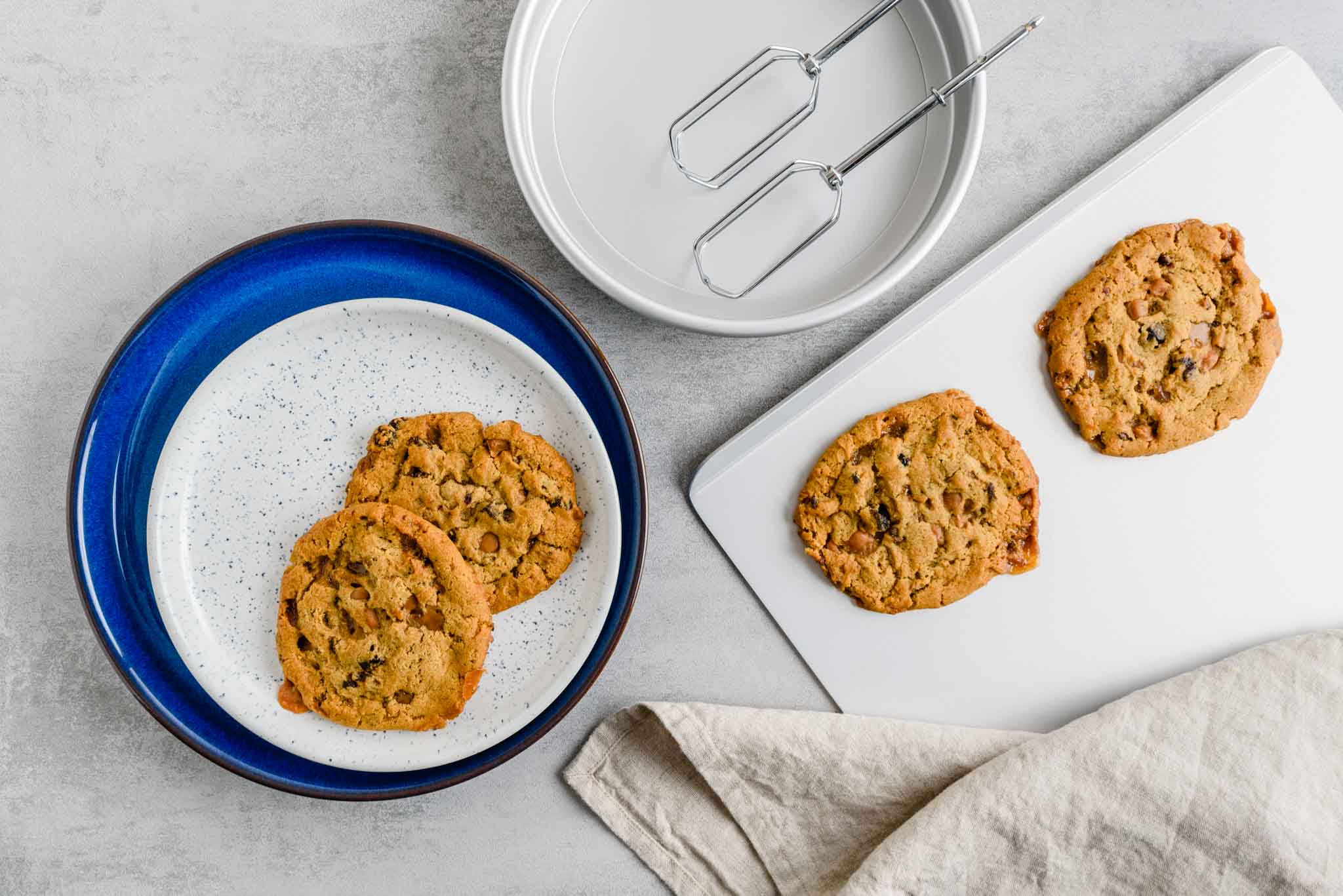 Mermaid - Silver Anodised Aluminium Baking Sheet - Buy Me Once UK