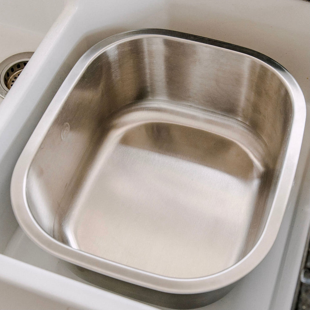 Stainless Steel Washing Up Bowl in a Kitchen sink Elephant Box