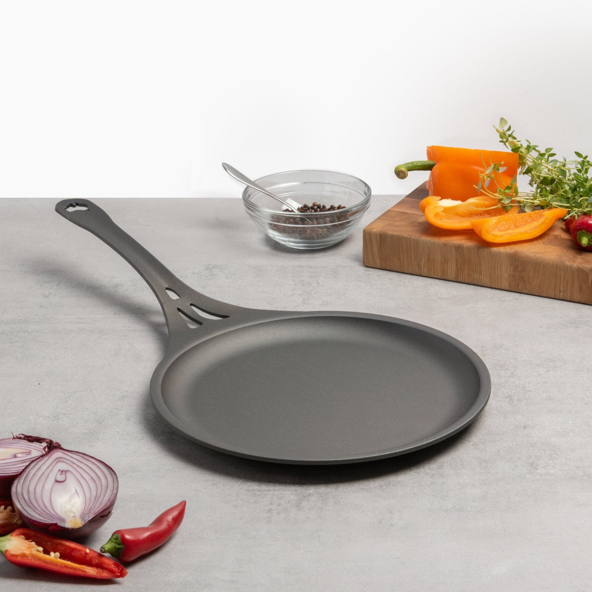 24cm Quenched Seamless Iron Crepe Pan