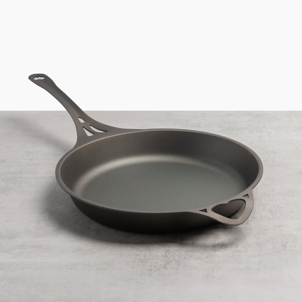 Solidteknics - 30cm Quenched Seamless Iron Frying Pan - Buy Me Once UK
