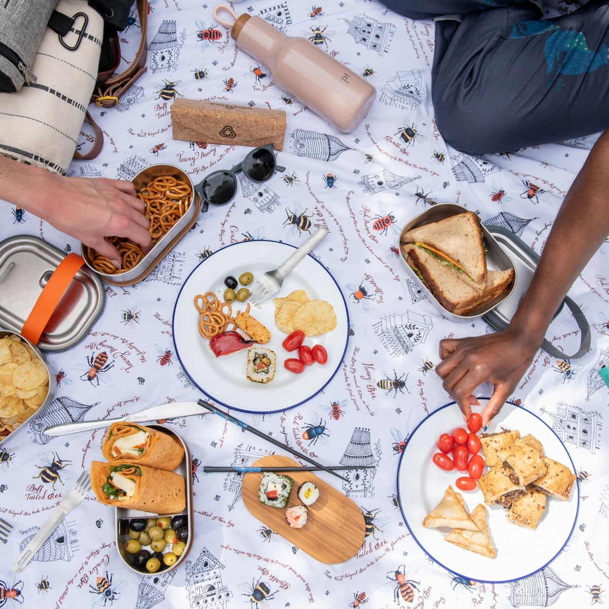 Bee Print Waterproof Picnic Blanket Recycled Materials