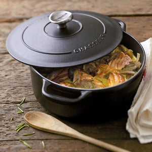 Black Enamelled Cast Iron Round Dutch Oven – Buy Me Once UK