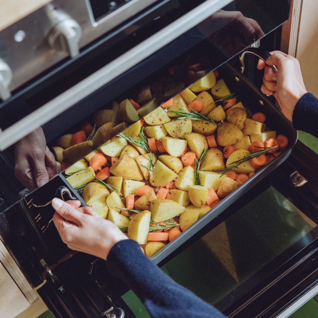 Hard Anodised Roasting Dish Steel Handles