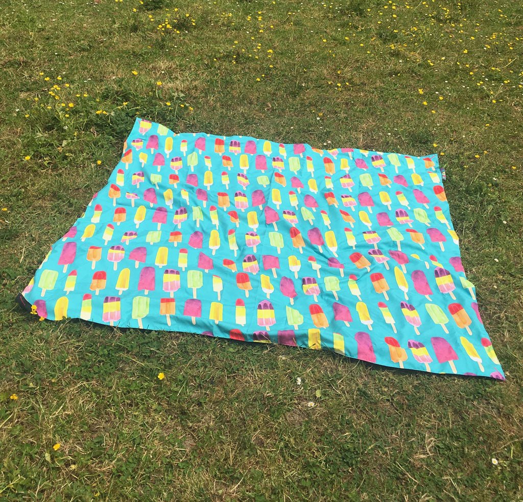 Pacmat - Lollipop Print Waterproof Picnic Blanket, Family Size - Buy Me Once UK