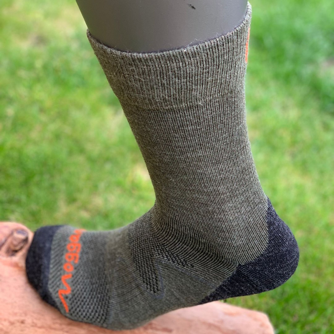 Midweight Merino Crew Socks