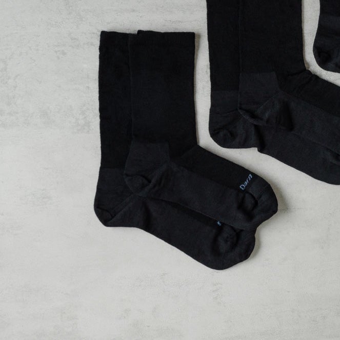 Darn Tough - Solid Merino Wool Socks, Black - Buy Me Once UK