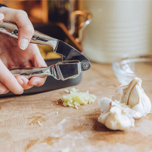 Stellar Stainless Steel Garlic Press – Buy Me Once UK