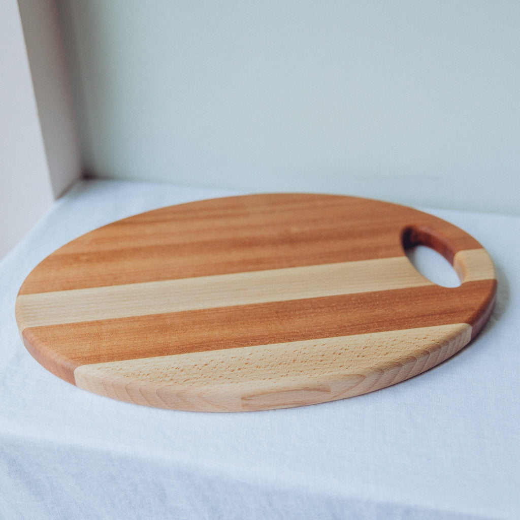 GT Woodshop - Utile and Beech Oval Serving Board - Buy Me Once UK