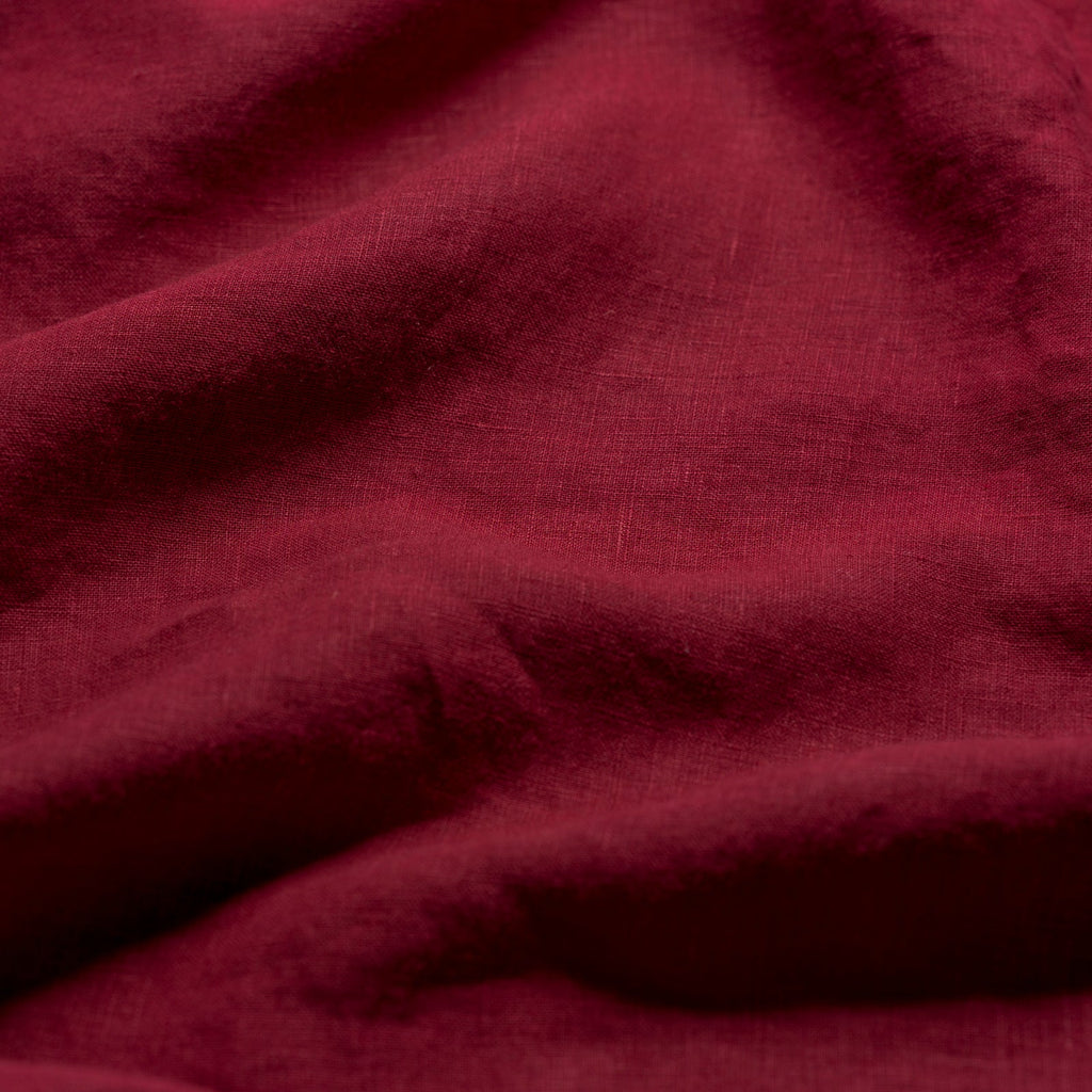 Merlot Linen Basic Bundle - Piglet in Bed